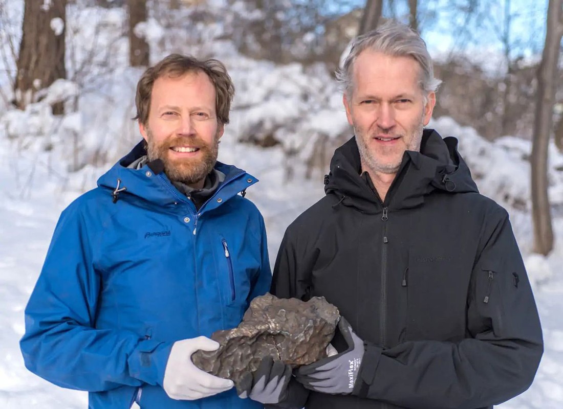 Znaleziono część meteorytu, który rozbił się w Szwecji w zeszłym roku.