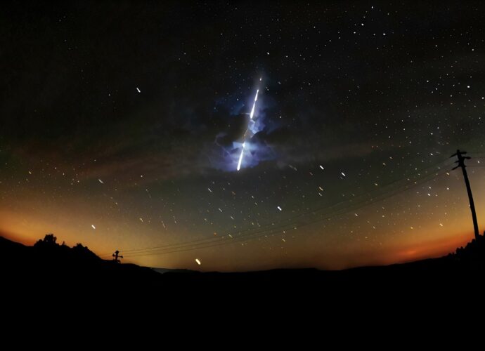 Bolid (meteor) nad Polską (10.11.2021)