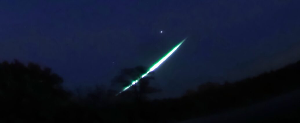 Meteoroid żelazny nad Polską 18.11.2023